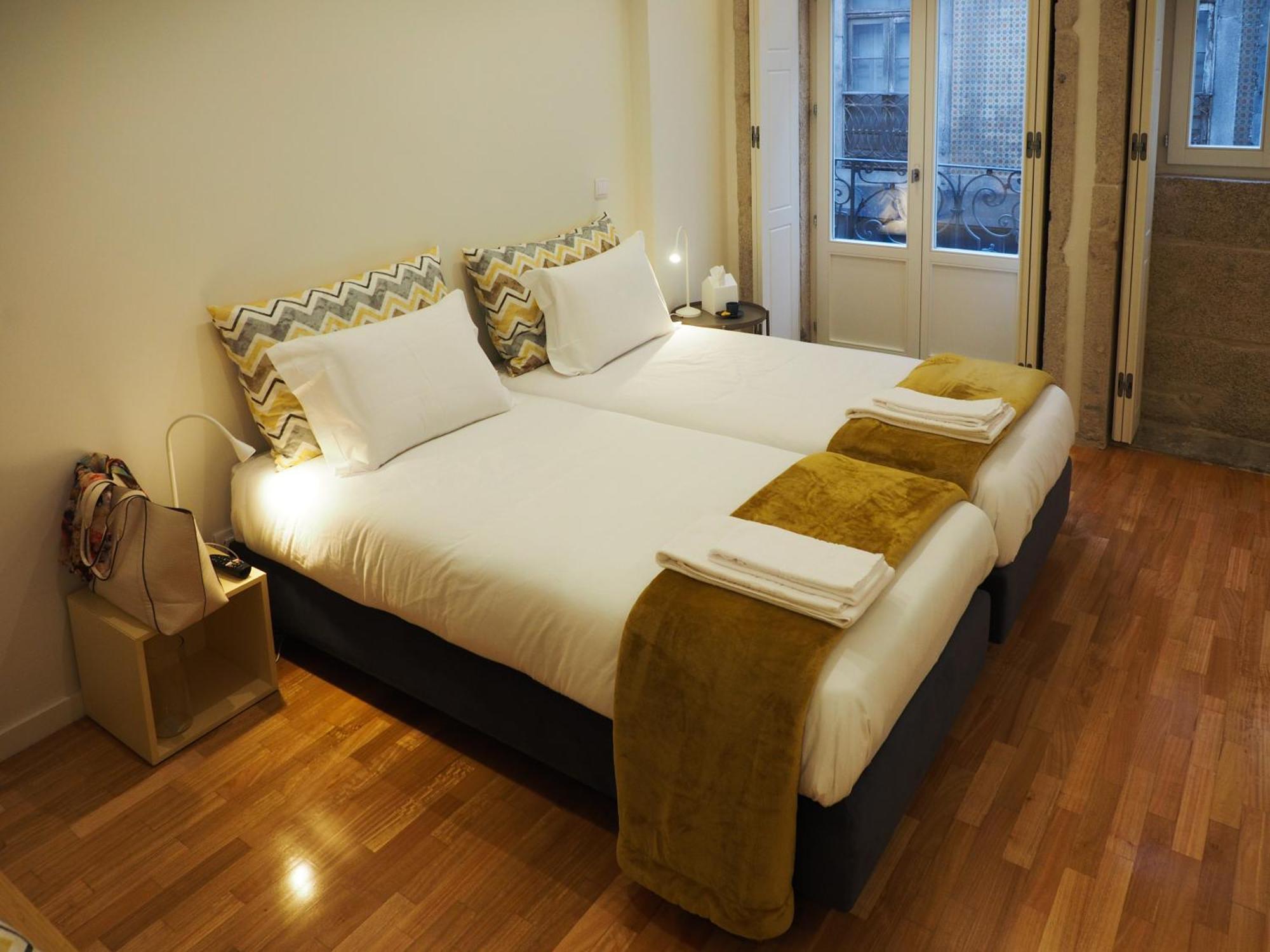 Almarela Apartments Порту Экстерьер фото