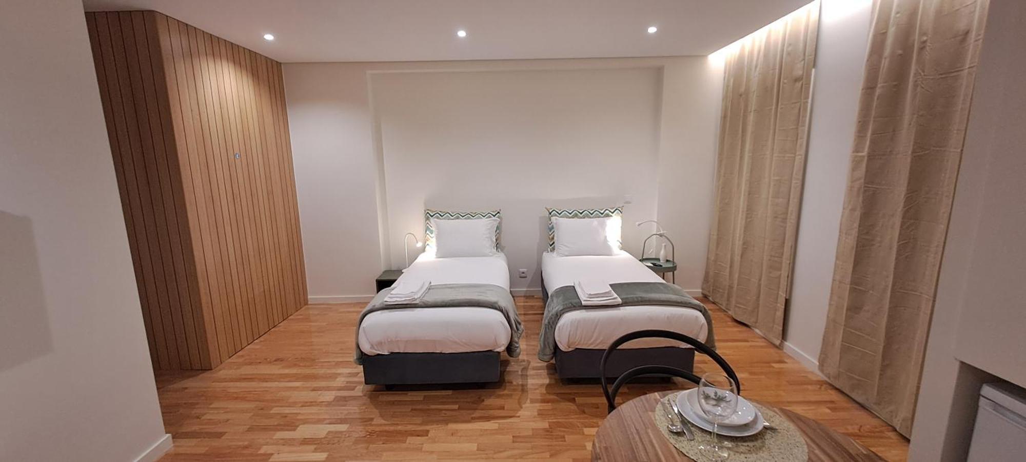 Almarela Apartments Порту Экстерьер фото